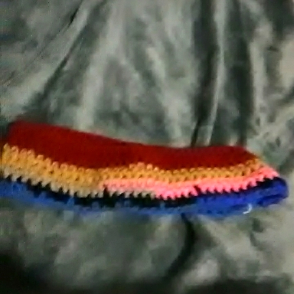 Scrap yarn headband